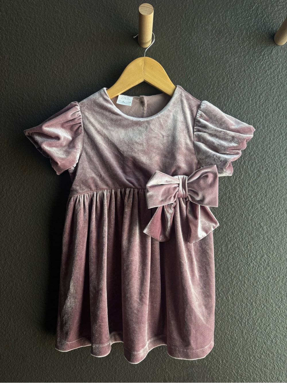Zara Girls Velvet Bow Dress in Dusty Rose
